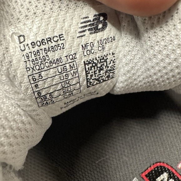 New Balance 1906R Men's 6.5 Women's 8 (U1906RCE) Silver Metallic Deep Ocean - Picture 9 of 9